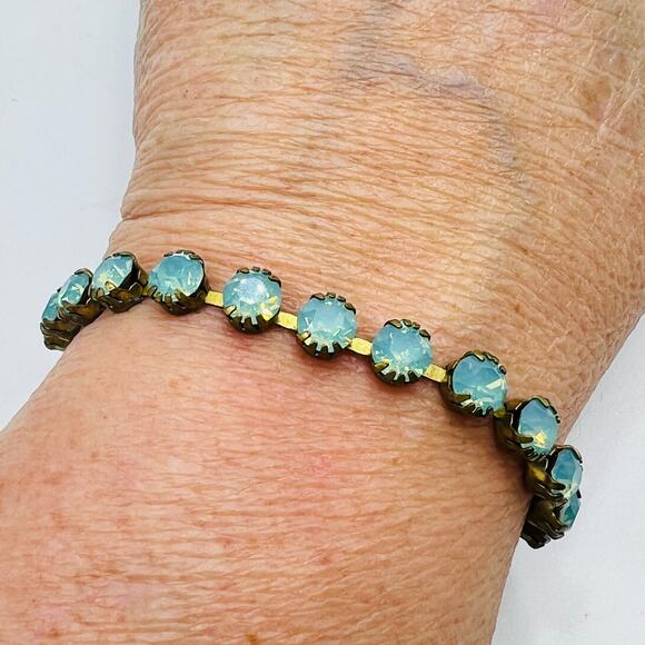 Catherine Popesco La Vie Parisienne Bracelet Swarovski Aqua Crystal Elegant